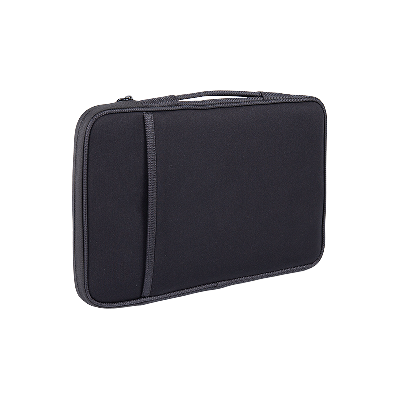 Nigrum laptop sleeve