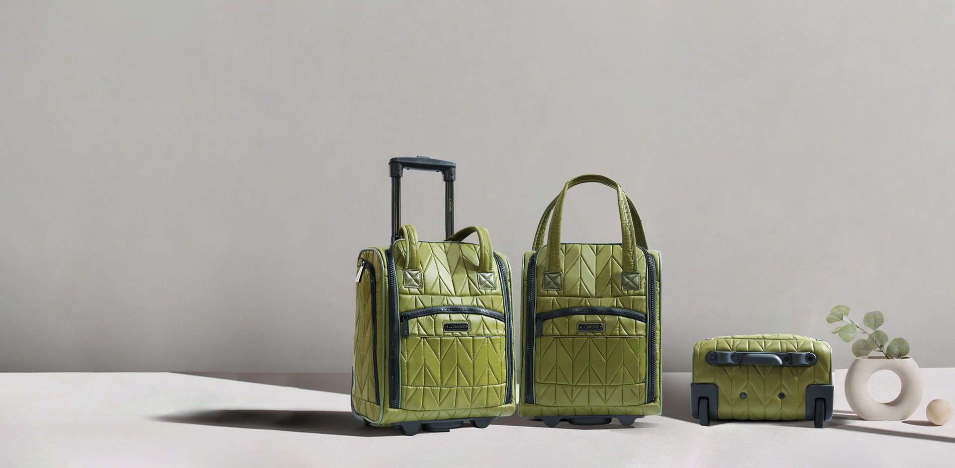 Pinghu Huacheng Suitcase & Pera Co.., Ltd.